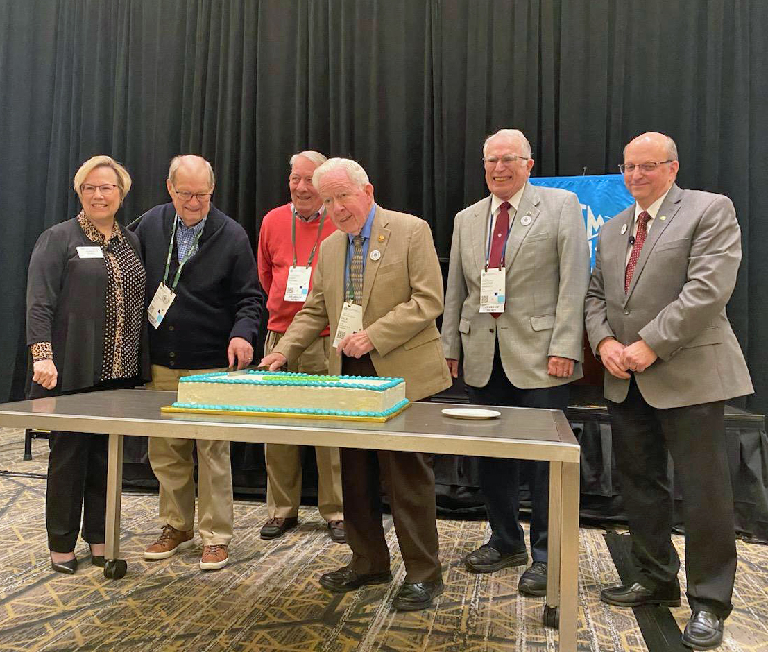 Yesterday, at #CommitteeWeek, soil & rock committee members with 50+ years of volunteer service attended a special luncheon with President Kathie Morgan and Board Chair Bill Ells. L2R: Kathie Morgan, Richard Ladd, Gary Durham, Dick Gray, Vincent Drnevich, Bill Ells. #ASTMproud