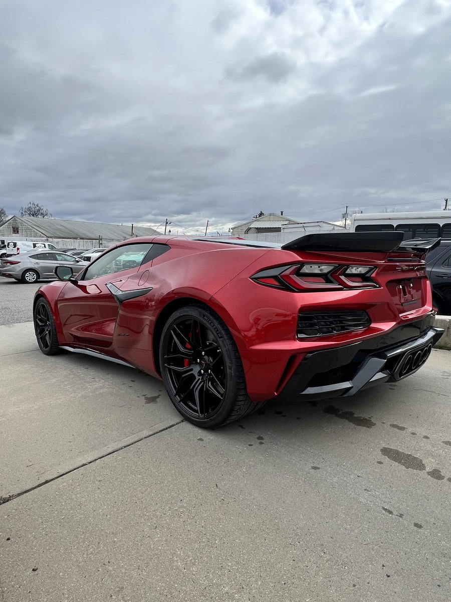AutoActionNJ's tweet image. Check out this amazing 2023 Corvette Z06 straight from the factory! Our team applied SELF HEALING PAINT PROTECTION FILM on this beauty 🔥 Never a scratch on this car! Protect your investment &amp;amp; click the link in our bio to get started on your car 💯 #corvette #corvettez06 #ppf