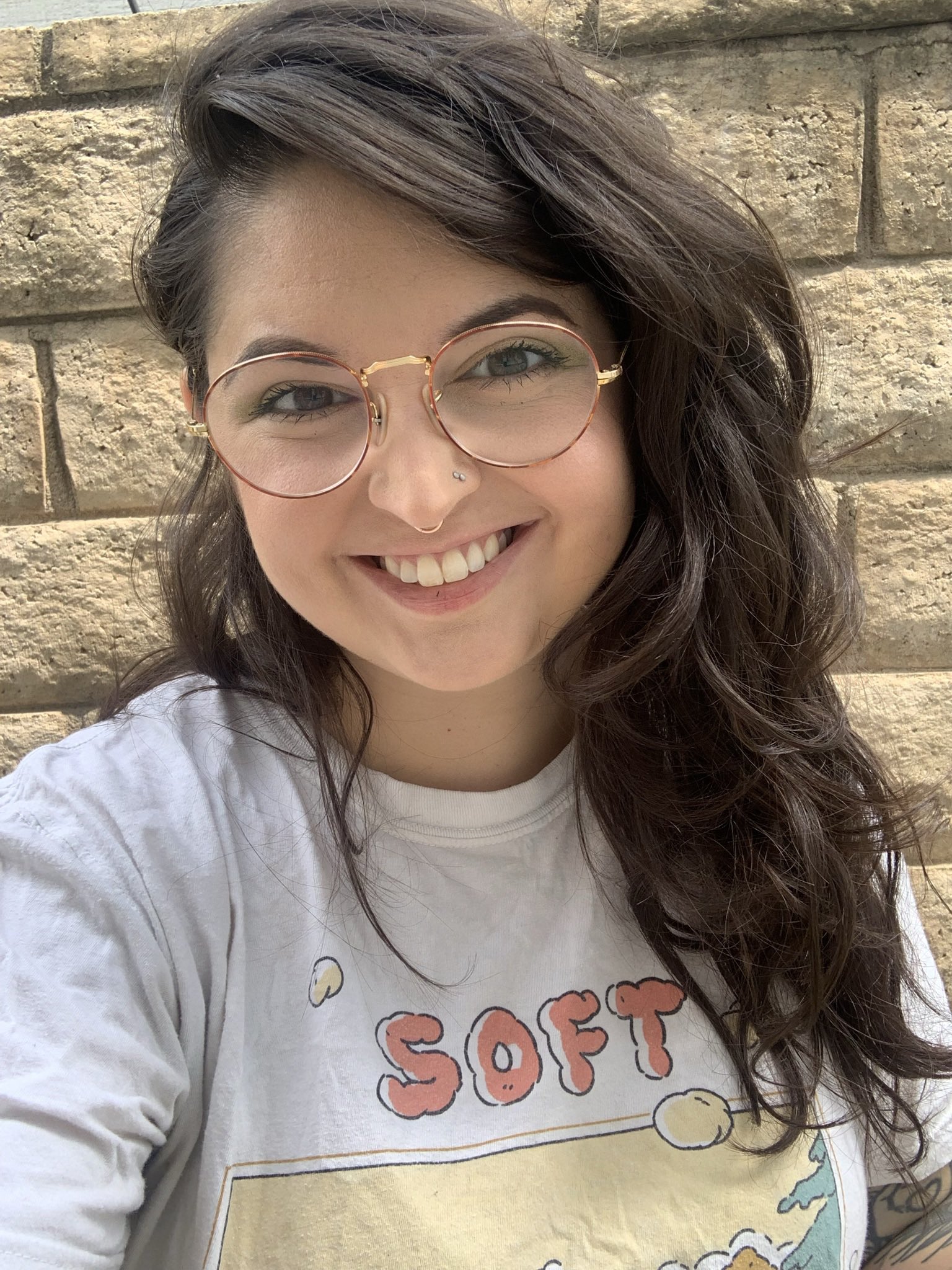 Leigh PreOrder Clementine Luna on Twitter "Hey writersoftwitter my name is Leigh Luna. I’m a