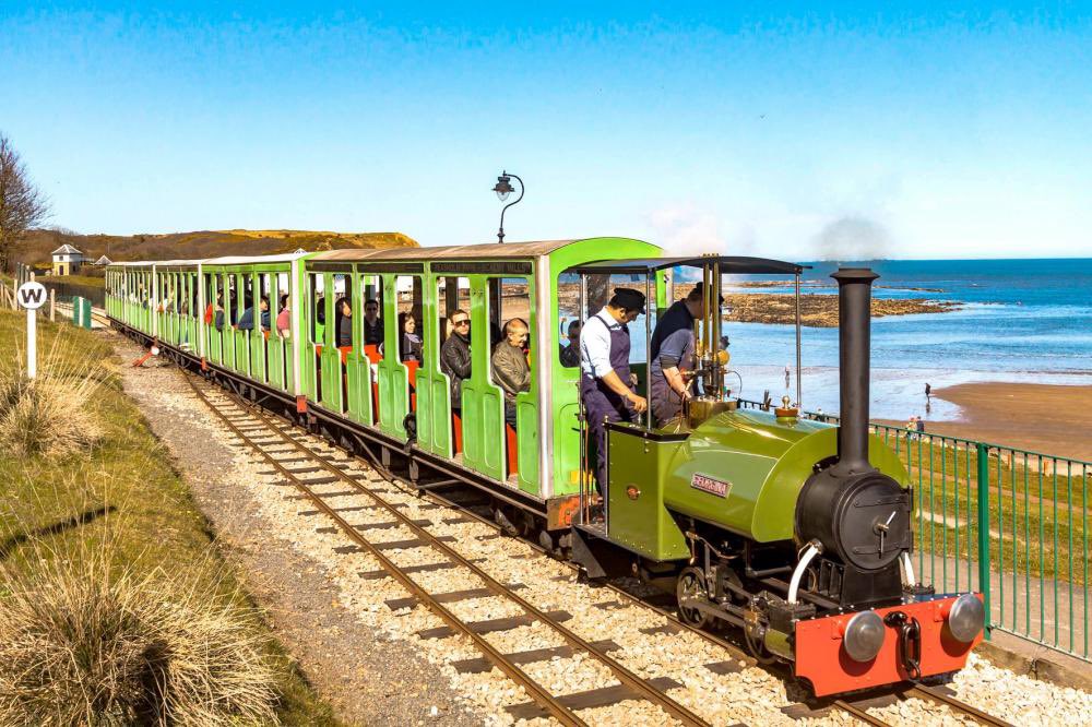 St3v3D's tweet photo. @TPExpressTrains announce improvements in service between Leeds and #Scarborough. https://t.co/99nOVC9Pcy