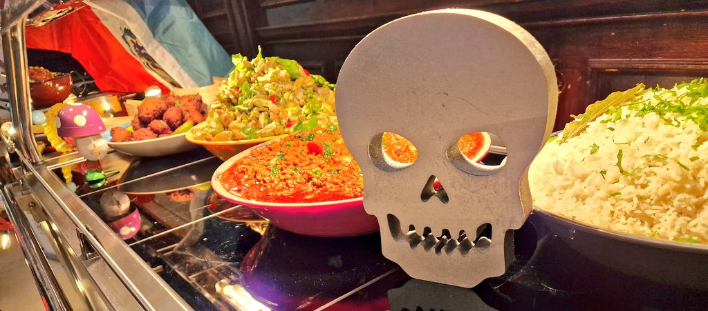 A fantastic Latino demo tonight @CheltPrep <a href="/mikefowkeschef/">Mike Fowkes</a> <a href="/HolroydHowe/">Holroyd Howe</a> <a href="/DanielCollier84/">Daniel Collier</a> <a href="/pammybabe68/">pamela dixon 🐝</a> <a href="/helenl29/">Helen Lofthouse</a>