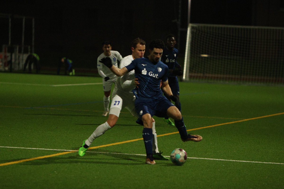 #ENDE

Wir gewinnen das Testspiel gegen die U19 des <a href="/VfLBochum1848eV/">VfL Bochum 1848</a> mit 4:1

💙 (90.) | #VFLU19SSVg | 1:4 💙
———
#velbert #oberliganiederrhein