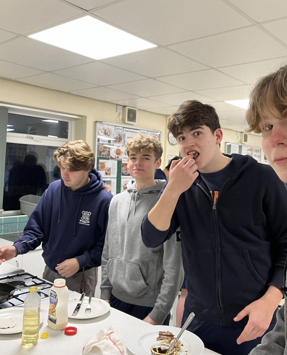 worksopcollege's tweet photo. A spot of pancake flipping for the Talbot boys 🥞 Shrove Tuesday preparations get earlier every year!

@Worksop_Talbot https://t.co/tlfQhgiIou