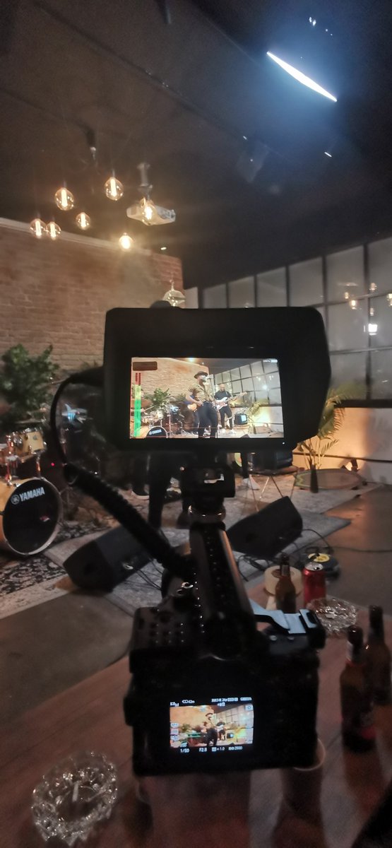 AngelRuiz22's tweet photo. I still love working on web2 films, the is to continue to develop creative ideas for bridges between web2films and web3films โค๏ธ
Dr. RESING live session ๐ฝ๏ธ๐๐ป๐ช
#web3 #film3 #web2 #filmmaking #filmmaker #nfts #nftspace #dop #cinematography #framegrab #cinematographer #DP https://t.co/gyu55YeNiv