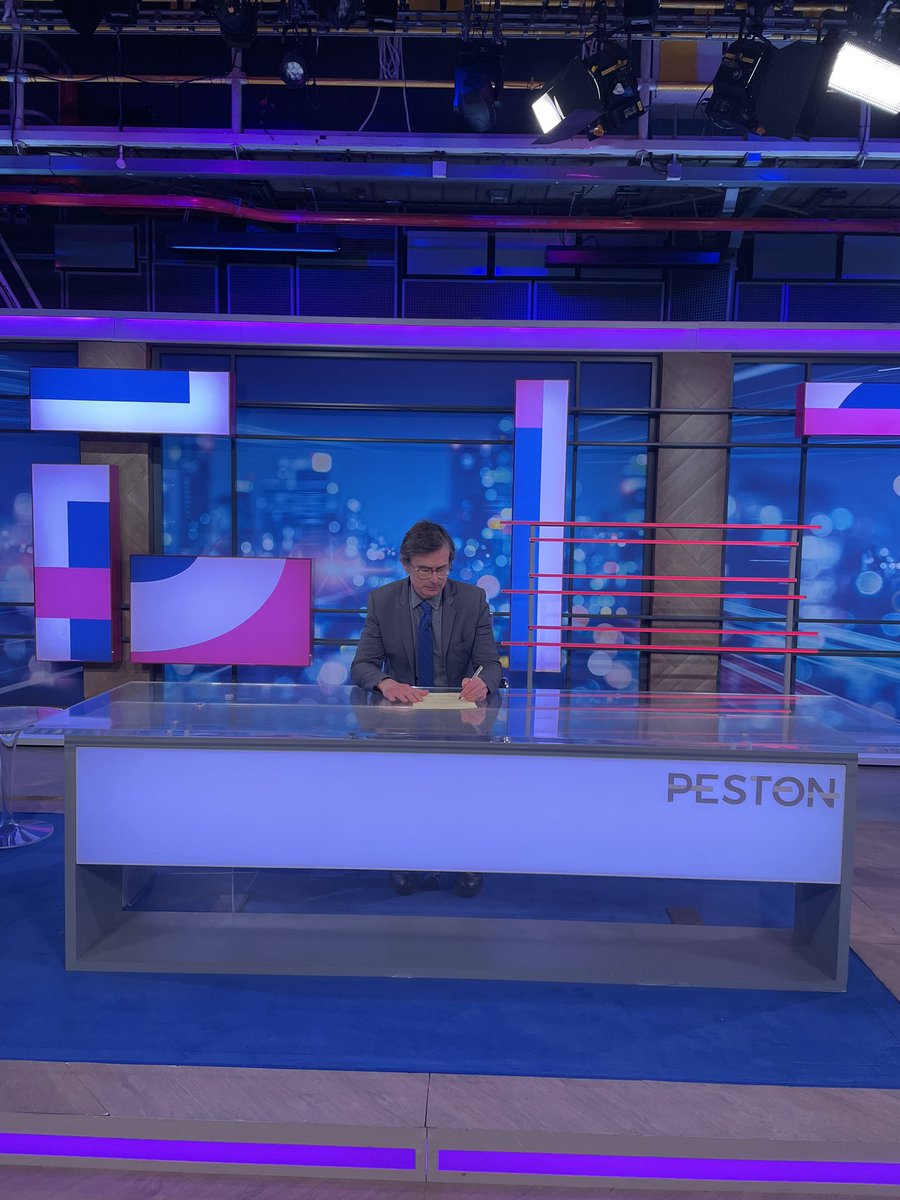 Robert Peston tweet media