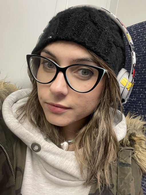 Adventure to London - ended with getting very wet and not in a good way but met someone super cool! https://t