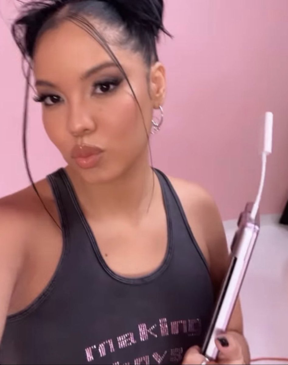 VoightSizes's tweet image. 💔Making Boys Cry Top💔