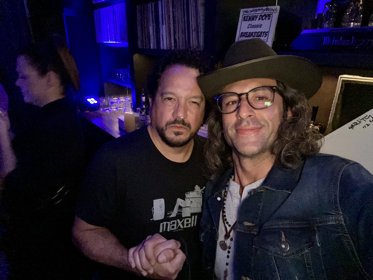 LimonATX's tweet photo. @djmarkfarina Great seeing ya in the ATX amigo✊🏽 https://t.co/NAnrZdi1HL