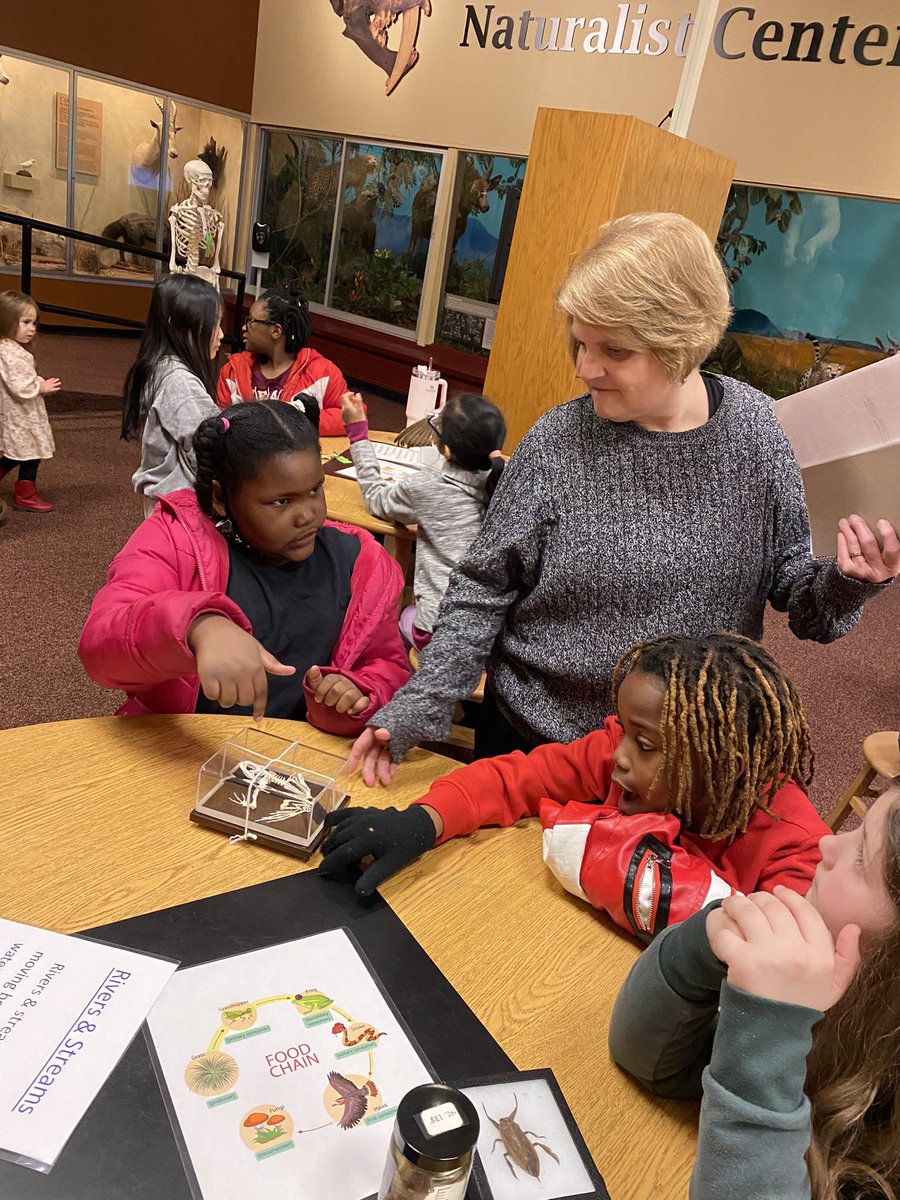 Thank you @MuseumOfYC for hosting our 3rd grade students @RockHillSchools! What a wonderful learning experience! I enjoyed the field study today with students from @IDESPatriots! #RockSolid