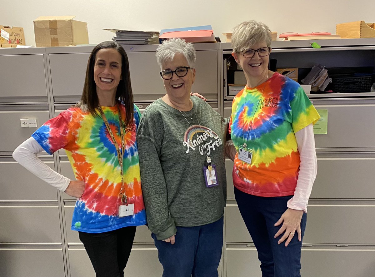 Hausemanupe's tweet photo. Peace, Love, and Kindness at UPES 😍 #GreatKindnessChallenge @BelieveUPE https://t.co/KRFcVfYJUU