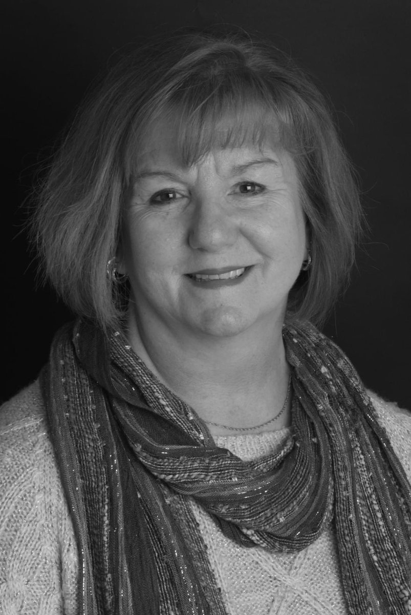 It’s opening night tonight! We have a few tickets on the door for tonight and some availability for tomorrow. Fri and Sat are SOLD OUT. Sue Elliot, a very familiar face on our stage plays Mrs.Otter, long suffering mother of Portia , and friend to Ratty , Mole , Toad and Badger.