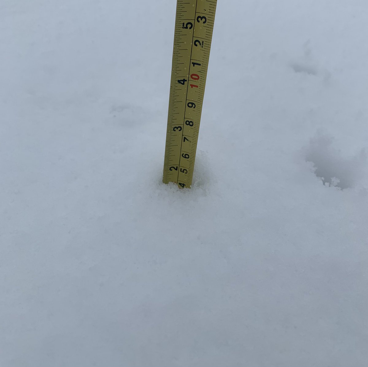 michael59268170's tweet photo. @FOX59 @JimOBrienWX @angelaganote here in greenwood, in https://t.co/GvrspETNqD