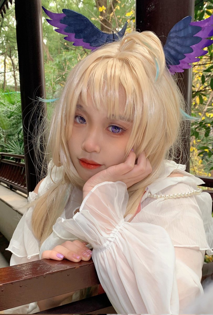 7H2Owww's tweet photo. 🌸“所谓伊人，在水一方”🌸

尝试了一下中式元素！（很早就拍出来了但忘记发了我道歉😭😭😭😭）
#Palouette https://t.co/eqfBh3kFj0