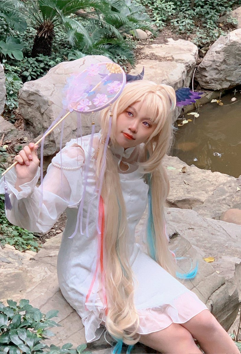 7H2Owww's tweet photo. 🌸“所谓伊人，在水一方”🌸

尝试了一下中式元素！（很早就拍出来了但忘记发了我道歉😭😭😭😭）
#Palouette https://t.co/eqfBh3kFj0