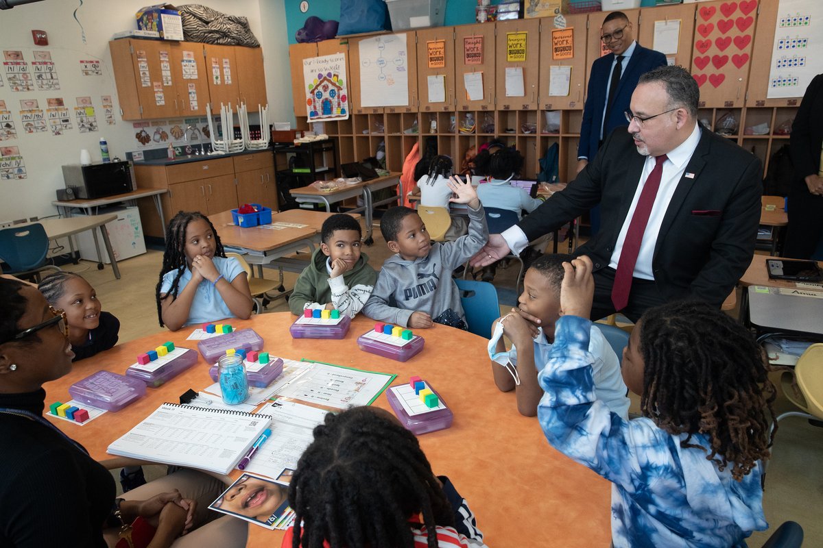 SecCardona's tweet image. By investing in things like high-dosage tutoring, afterschool &amp;amp; summer learning programs, and tutoring/mentorship programs that are focused on accelerating learning – we can close achievement gaps &amp;amp; help students perform better in the classroom.
