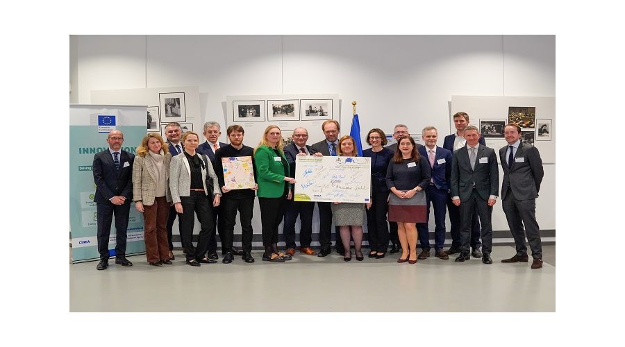 fuelcellsworks's tweet photo. #ProjectAir to Receive EUR 97 Million Under Agreement With Innovation Fund - which is a critical enabler for the #European chemicals industry to become carbon-neutral - https://t.co/ebuMsgY0Le #HydrogenNow #HydrogenEconomy #HydrogenNews #H2 #Hydrogen #Decarbonise #CleanEnergy https://t.co/wRwVALlQ6c