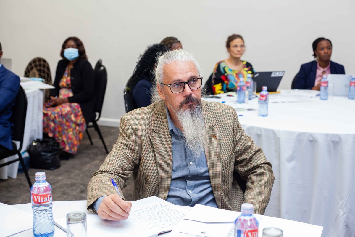 TheLandAlliance's tweet photo. Funded by @EU_Commission's #DeSIRA initiative, Z4ABC is led by @CIFOR-ICRAF and implemented in collaboration with @LukeFinland, @helsinkiuni, @HAMK_UAS, and local stakeholders. 

The project will also work to contribute to #Zambia's NDCs to climate change mitigation &amp; adaptation. https://t.co/IRWuOKKG2r