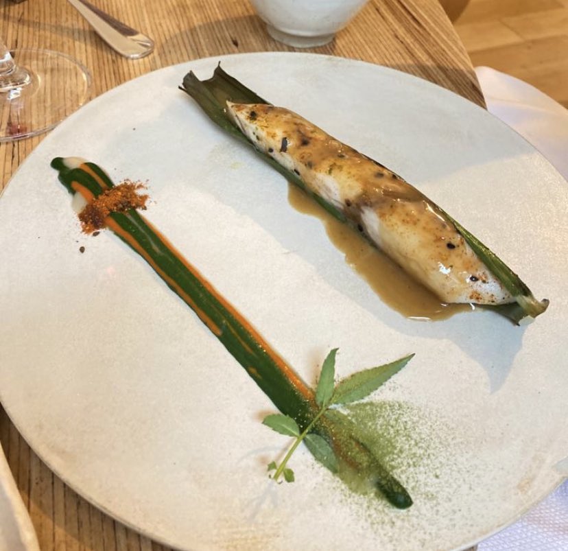 didistone1's tweet photo. Avec le Chef @Mory_Sacko_ dans son restaurant le #Mosuke. Quelle expérience culinaire a été ce voyage de goûts entre le #Japon et #Afrique 😋. Merci Chef pour ton talent et ta disponibilité. https://t.co/6ISxLNZy6A