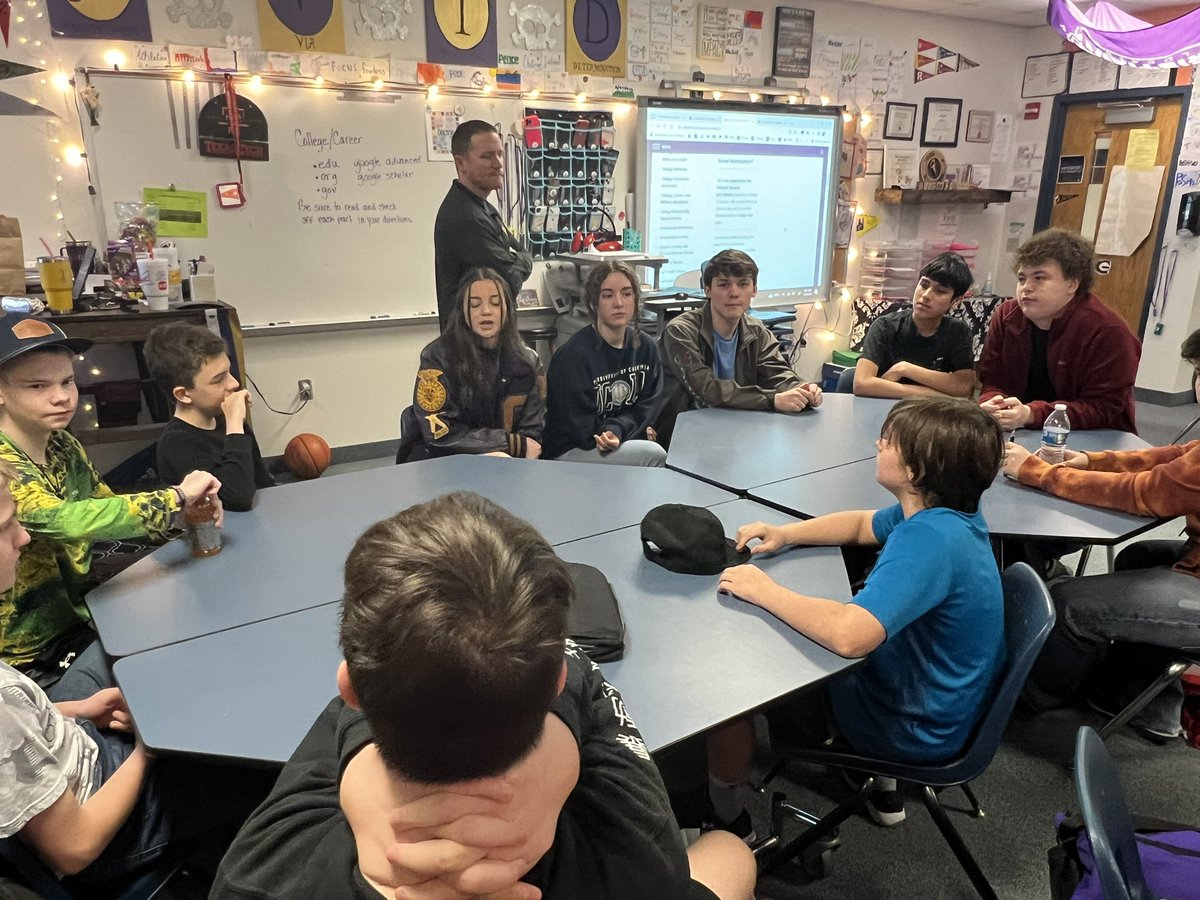 Coach Shahan <a href="/granburyhsavid/">GranburyHS_AVID</a> came to speak to our students in <a href="/AVID4College/">AVID</a> about how AVID is really about individual success! It’s not a “buy in” it’s a “BELIEVE IN” Believe in yourself, Believe you can do anything you want to do! <a href="/AMSpirates/">AMS</a> <a href="/GHS_CTE/">Granbury High School CTE</a>