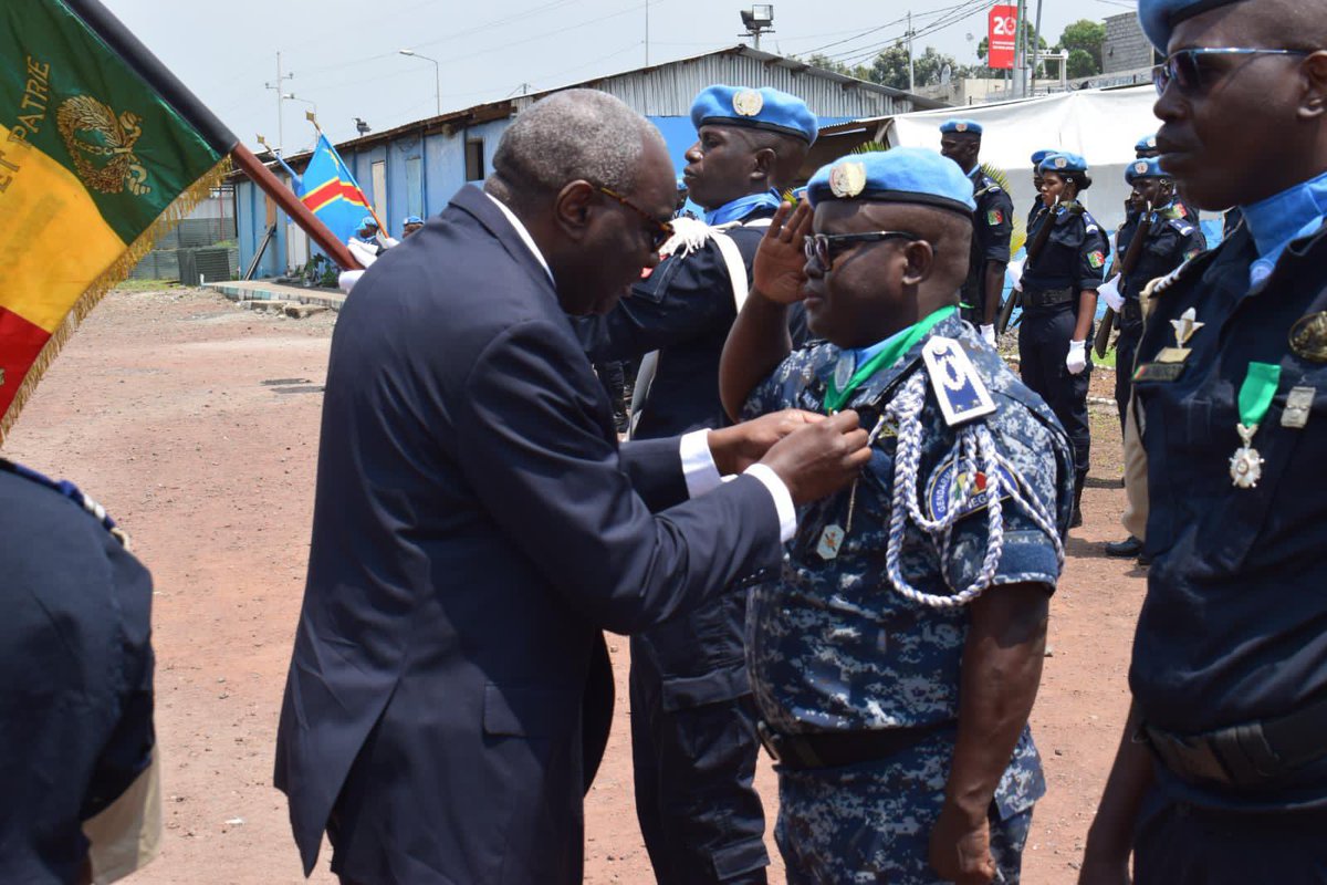 k_diagne's tweet photo. Honoré d’avoir participé aujourd’hui à la cérémonie de remise de médailles des NU aux officiers et sous officiers de la SENFPU de la #MONUSCO. je les félicite chaleureusement pour leur importante contribution au maintien de l’ordre public à #Goma, en appui à la #PNC en #RDC https://t.co/y0Lmd9rHY6