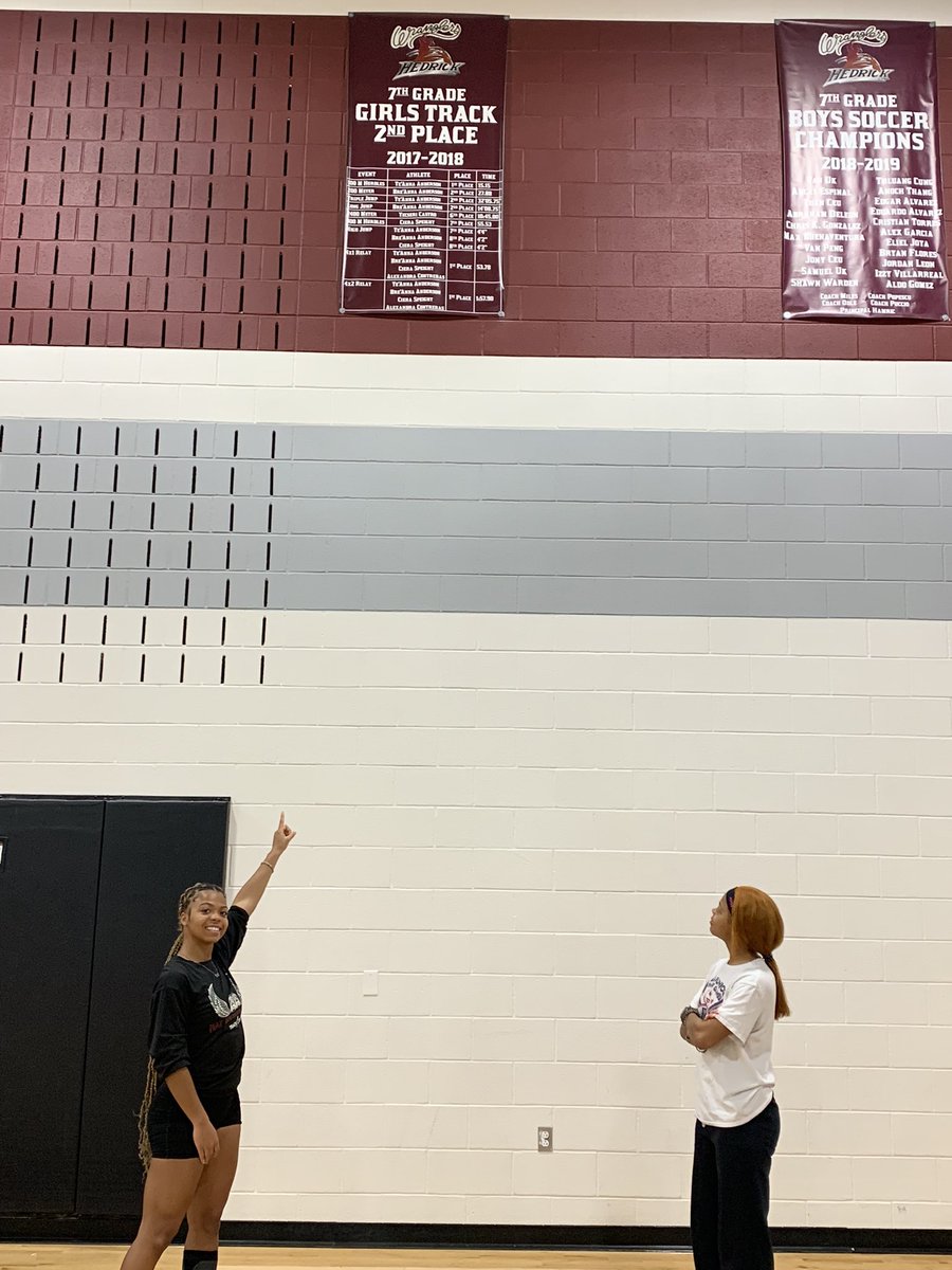 Some of our high school track athletes teaching the 8th grade ladies’ athletic program about proper warm and agilities. @tea_harlin23 @bre_harlin1 @Leon_williams23 @LHSFball @LewisvilleHS @HedrickMSSports