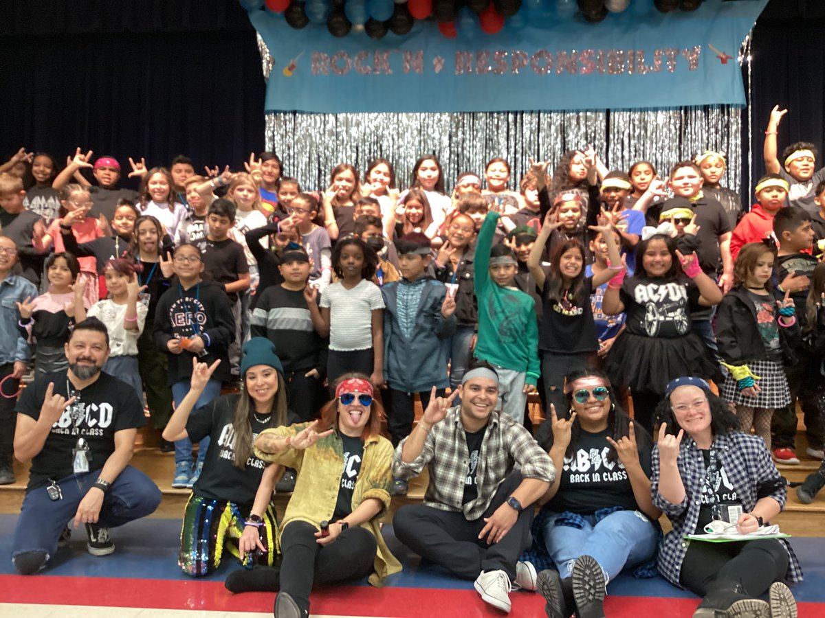 NISDMurnin's tweet photo. The Pillar of Responsibility Ceremony was a HIT!  Thank you 3rd Grade for leading the campus in ROCKIN' Responsibility!  🤘🎸#RootEdMurnin @melissav1027 @misscarrasco3rd @ShelbyP06728073 @nickramos_23 @saldana_bethany https://t.co/hsCn9yG9dc