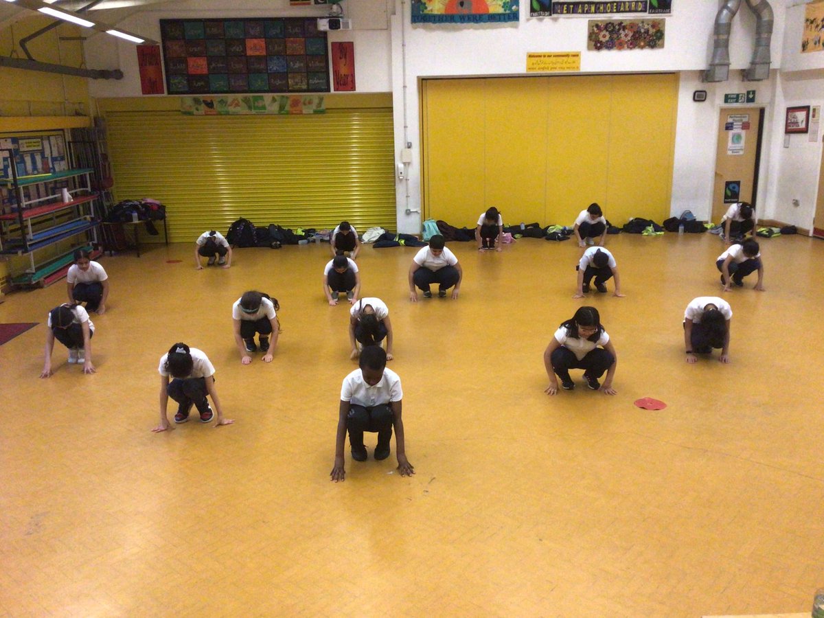 pe_valley's tweet photo. Rehearsals are in full swing for the Bolton Dance Festival in March. Well done Y5! #PE #dance https://t.co/2RWX4OcEFx