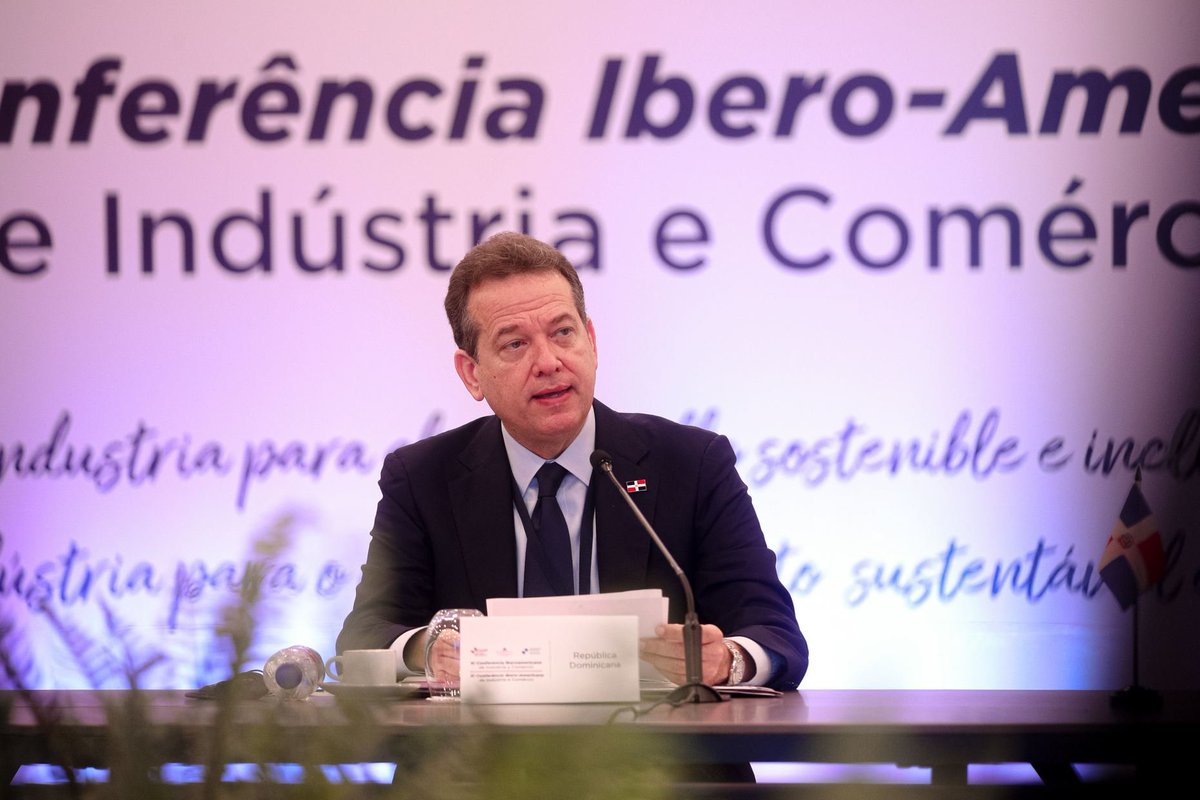 itobisono's tweet photo. La #CumbreRD2023 constituye un espacio idóneo para compartir experiencias, intercambiar estrategias y fomentar la resiliencia y desarrollo de nuestros países a través de la cooperación iberoamericana, para avanzar así en un proceso económico común. https://t.co/20DjnxY35U
