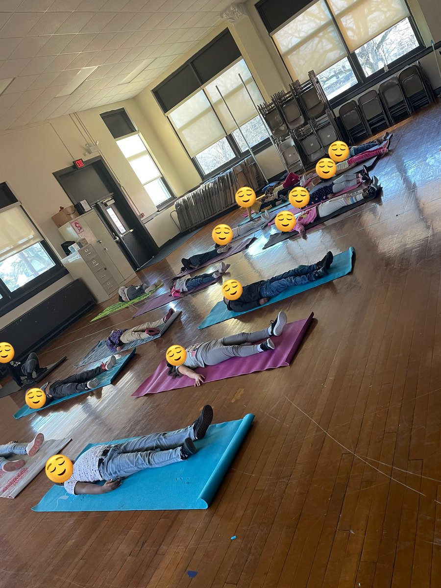 😌Miss Onderson’s class practicing Mindfulness by going through a progressive muscle relaxation! They were focused and ready to go after this practice! 😌 <a href="/HTSD_Greenwood/">Greenwood Elementary School</a> <a href="/HTSDSuperBatlle/">Alejandro Batlle</a> #HealthEd