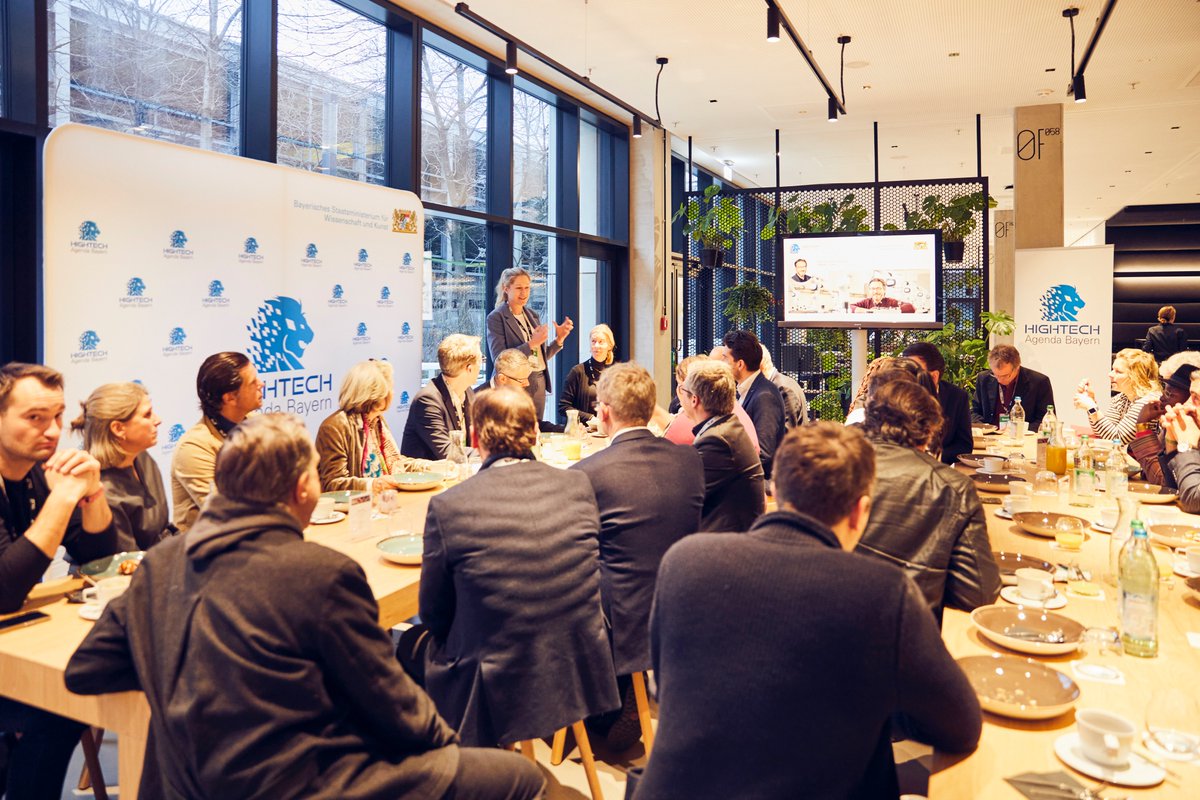 TUM Hyperloop tweet media