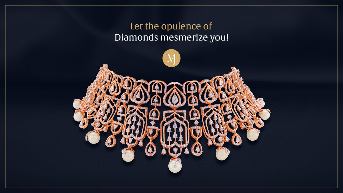 malani_jewelers's tweet image. Diamonds always are graceful, magnificent and simply alluring. Make them a part of your look and captivate everyone around you. Procure such beautiful Diamond necklace sets in Rose Gold from bit.ly/3Df4xrJ

#MalaniJewelers #RoseGold #DiamondNecklaceSet #ChokerSet #Pearls