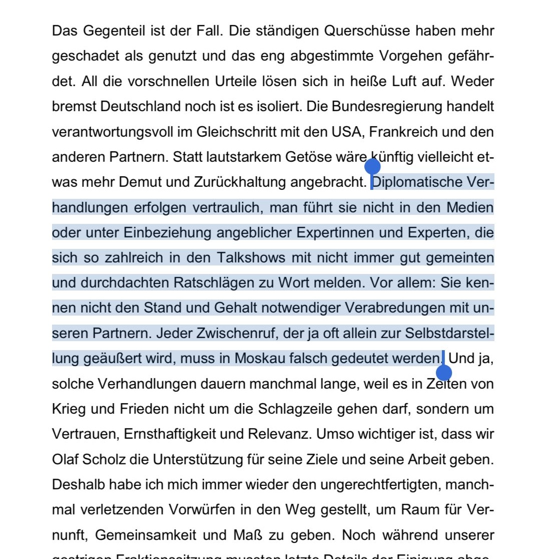 Lee_Rueland's tweet photo. #Mützenich spricht bezüglich der Panzerdebatte von "angeblichen Expertinnen &amp; Experten" und ihren "nicht immer durchdachten Ratschlägen". Die Art und Weise wie in der Kanzlerpartei über Experten &amp; Wissenschaftler gesprochen wird, ist wirklich unter aller Kanone. #LeopardPanzer https://t.co/zp7hrVsNSR