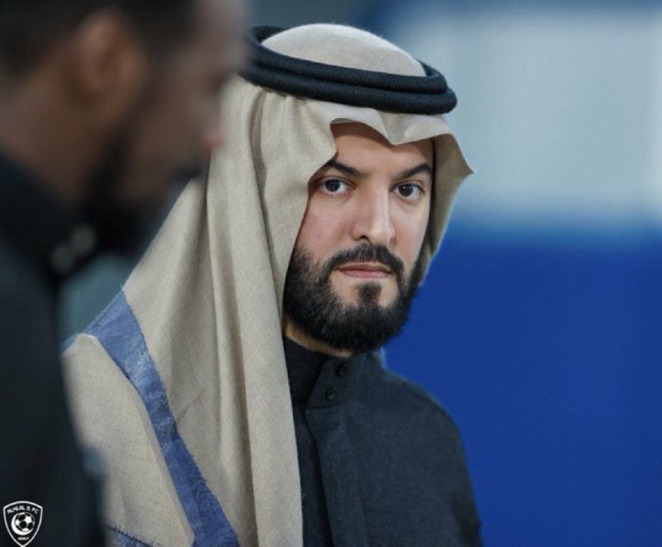 يبدو ان العقل والفكر النير ازعج الطفل المدلل الغبي .. اما ان اكون بعقليتك أو اقف ضدك بكل عمل ناجح تقوم به