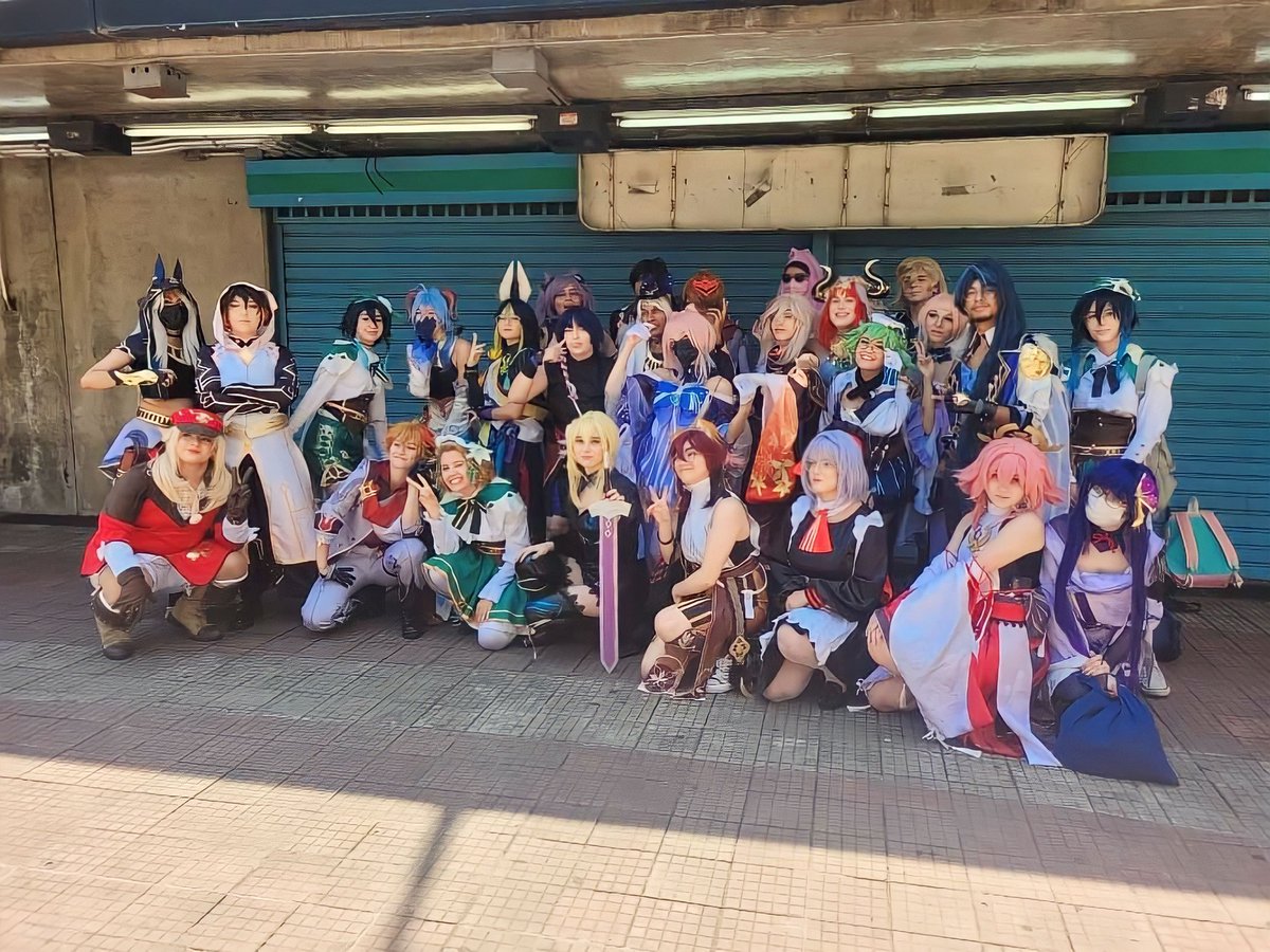 _harucosplay's tweet photo. Nosso grupo de Genshin 💛 Sem palavras para dizer como foi maravilhoso! 💕 21.01.2023
#GenshinImpact 
#LiberdadeSP
#Genshin 
#GenshinGroup 
#GenshinCosplay
#Cosplay https://t.co/0enKiO9n23