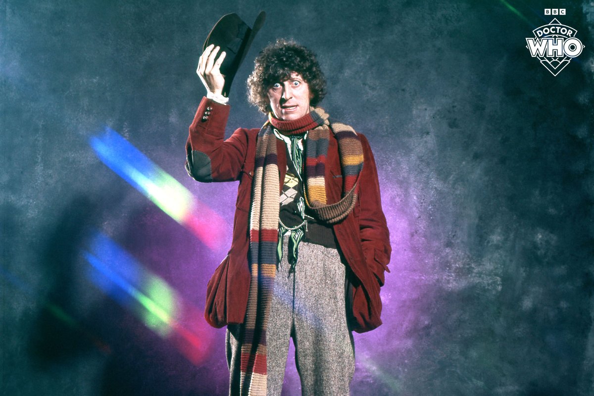 bbcdoctorwho's tweet image. "Homo sapiens. What an inventive, invincible species! It's only a few million years since they've crawled up out of the mud and learned to walk" 🧣 #DoctorWho