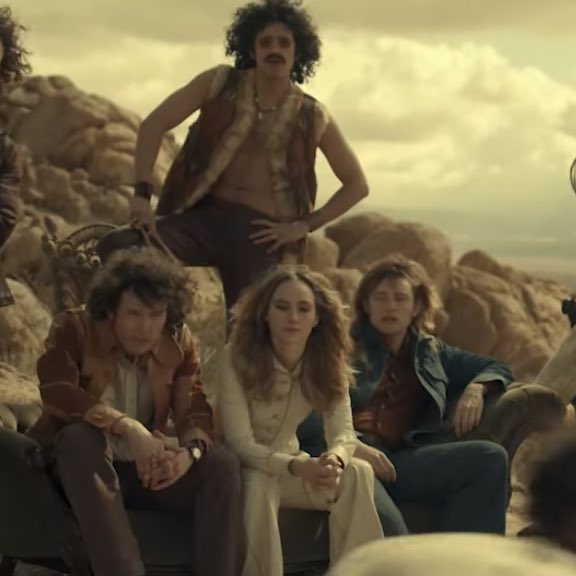 anna on Twitter "suki waterhouse as karen sirko you will always be famous"