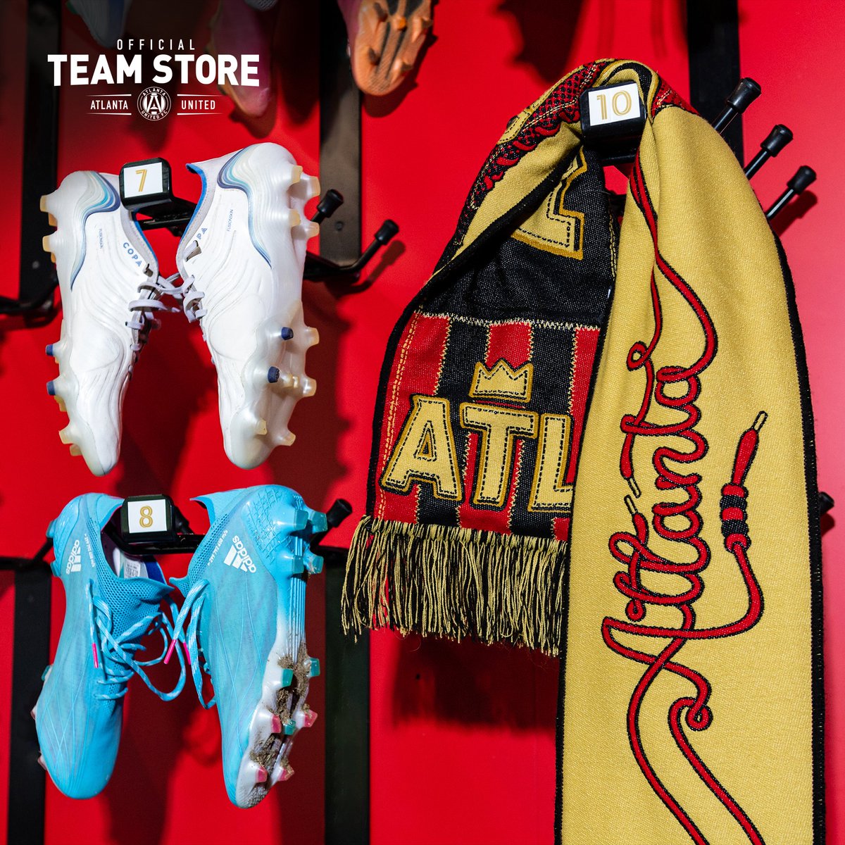 ‼️GIVEAWAY‼️

Like and RT for a chance to win our January Scarf of the Month!🧣