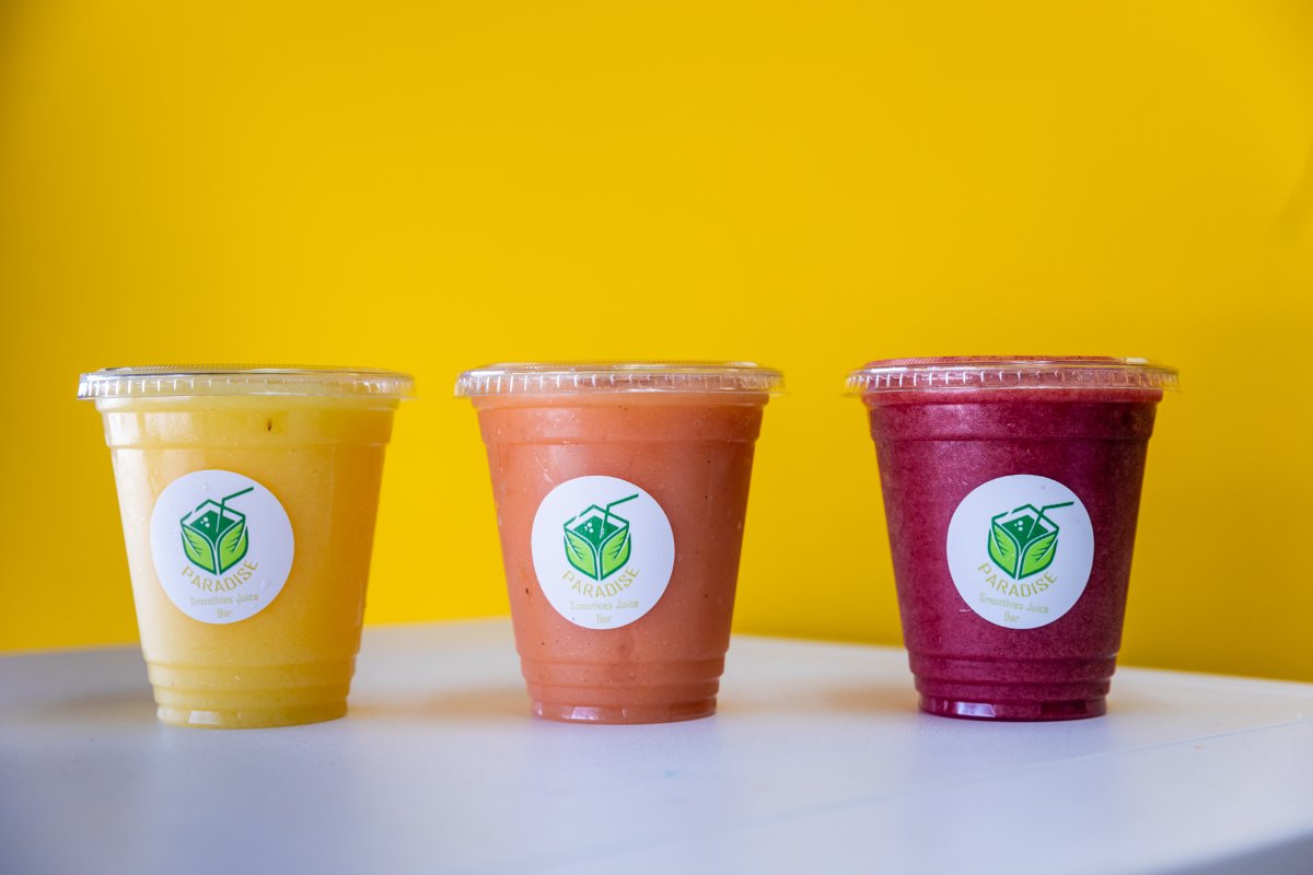 psjbfranchising's tweet photo. What a terrific trio! Out of these three, which smoothie is calling to you? #paradisepowersperformance #Eat2Live #Drink2Shrink #ParadiseSmoothieJuiceBar #DrinkParadise #TasteOfParadise #AllNatural #PlantBased #Vegan #ThePlantBasedBeverageLeader https://t.co/BkSmFUPFxZ
