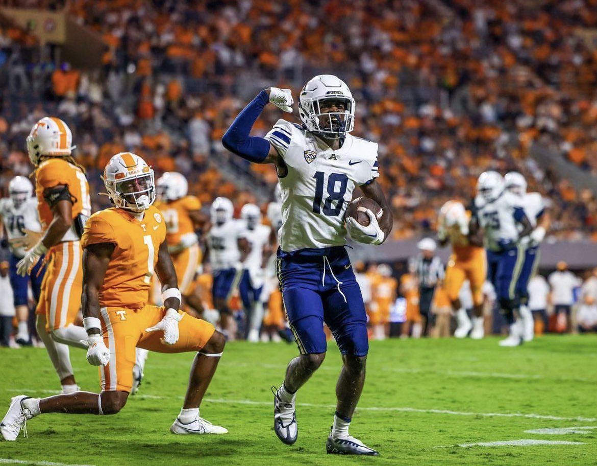 TylerMckinstry2's tweet photo. Truly Blessed and grateful to receive an offer from the university of Akron🦘          @Coach_TBell @RicoZackery @RecruitGeorgia @RecruitWestlake https://t.co/JLRhaXjlOt