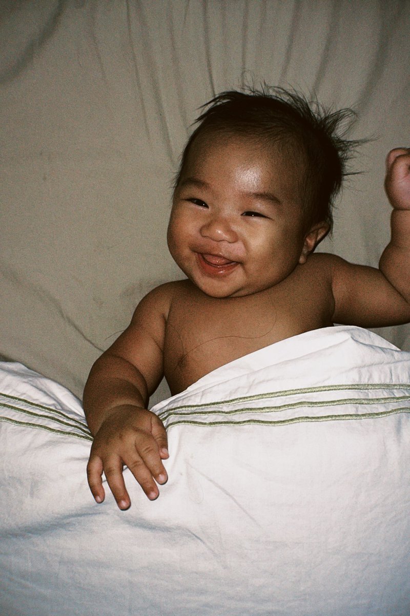 jonah199x's tweet photo. waking up every morning for you little cutie! I love you too much Zadok. https://t.co/ePHptkznBJ