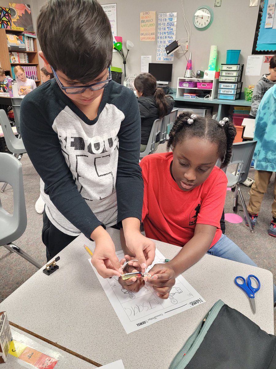 Laura Bull tweet media