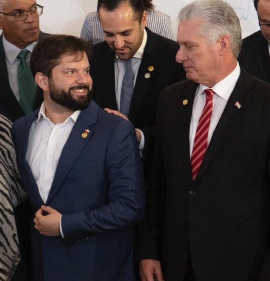 Título para esta imagen: 🤭