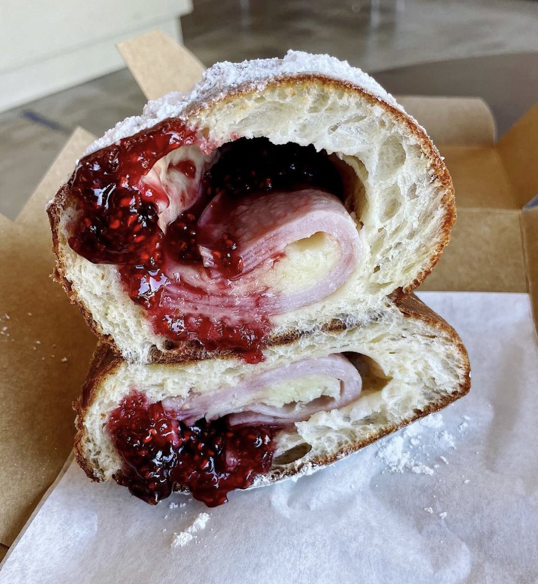 foodbeast tweet media