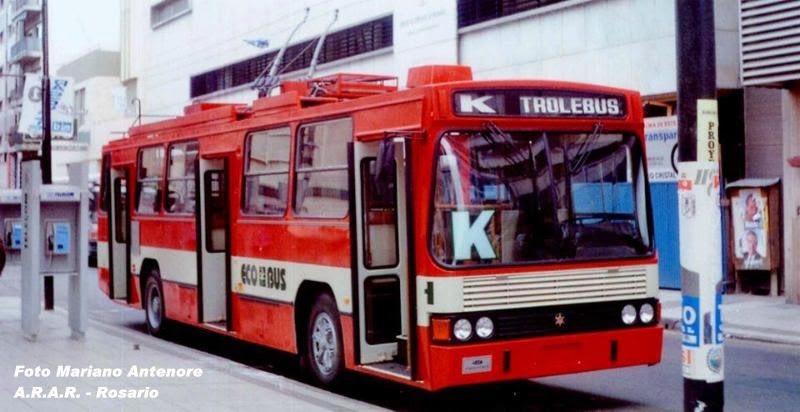 AmigosdelRiel's tweet photo. Los trolebuses volvieron a circular comercialmente en la #LineaK a las 00:01 del 25 de enero de 1994. Los ómnibus a GNC q ocupaban ilegítimamente la traza, debieron irse. SIGUE. https://t.co/bpb2iq98fo