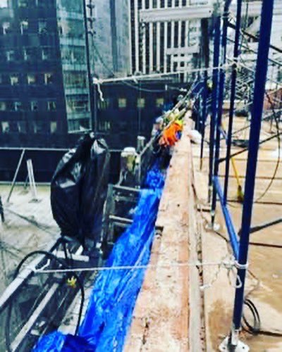 GeminiManhattan's tweet photo. Parapet replacement by #GeminiWaterproofingNYC at 115 West 45th St East, New York City.
#geminiwaterproofing
#generalcontractornyc #roofingnyc #restorationnyc #projectmanagers #waterproofingexperts #midtownmanhattan #waterintrusion #departmentofbuildings #locallaw11nyc https://t.co/GjO9UgLkVO