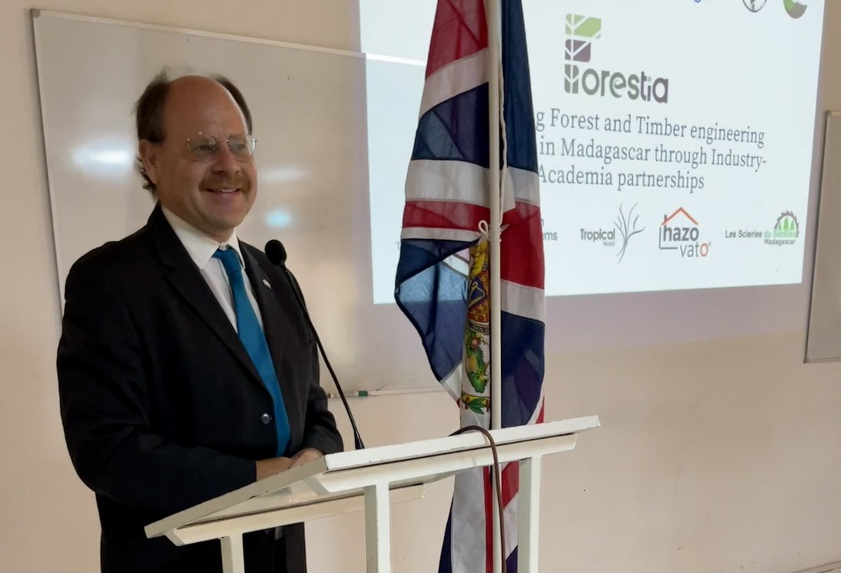 Happy to join launch of <a href="/ProjectForestia/">ForesTIA / ESSA-Forêts</a> at <a href="/ESSAForets/">ESSA Eaux et Forêts</a>, University of Antananarivo. 

This exciting 🇬🇧-🇲🇬 collaboration funded by <a href="/RAEngGlobal/">RAEngGlobal</a> aims to help 
sustainable management of 🇲🇬 forests 🌳 by improving forestry education, with support from <a href="/EdinburghUni/">The University of Edinburgh</a> &amp; <a href="/OpenSystemsLab/">Open Systems Lab</a>