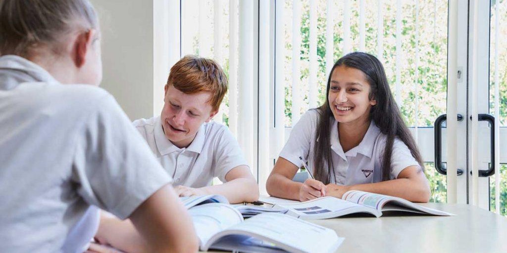 VandykeUpperSch's tweet photo. As students prepare for #exams, most subject departments in the school offer #RevisionSessions after school. These might cover specific topics or offer students the chance to come along and get help with the things they find most difficult. Find out more: https://t.co/M1xx5sOFNZ https://t.co/URRywp28nd