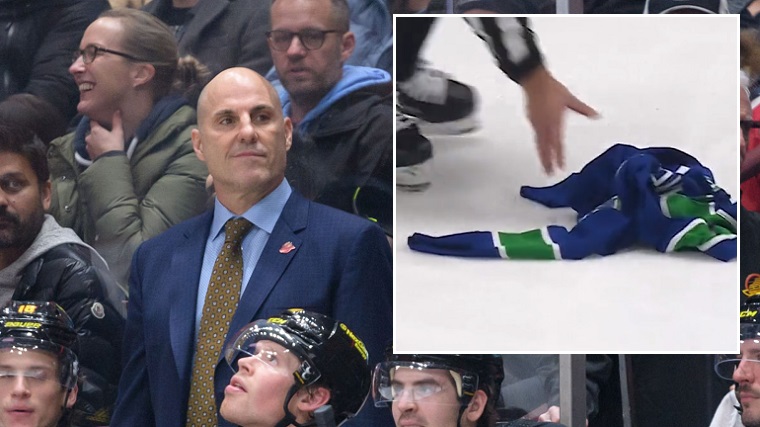 Vin100Noel's tweet photo. Rick Tocchet n'a pas été très bien reçu pour son 1er match derrière le banc à Vancouver...
via @ballecourbe @RDSca #Canucks #boudreau #NHL
➡️ https://t.co/a3XZ6C5NyJ https://t.co/xSfZRntVKs