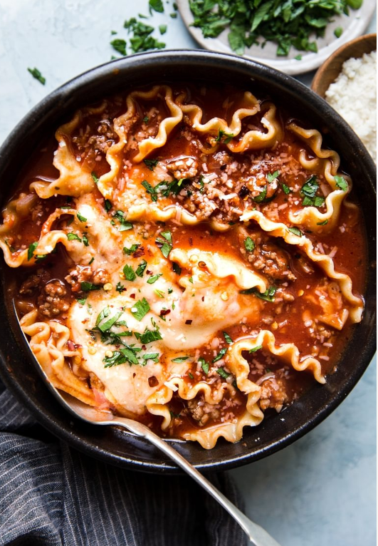 Cold outside? Make a yummy soup for supper and warm up inside!
Try this one//bit.ly/3BE2ppY