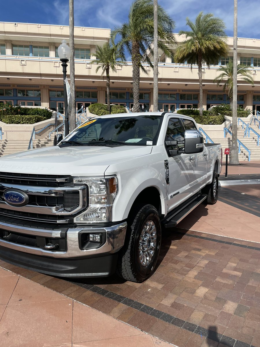 Couldn’t get a more perfect day for a Ride-N-Drive at the @CleanFuelsAA 2023 Conference! 🌴☀️#biodiesel #cleanfuels #soy #cleanfuelsconf23 #renewablediesel #saf